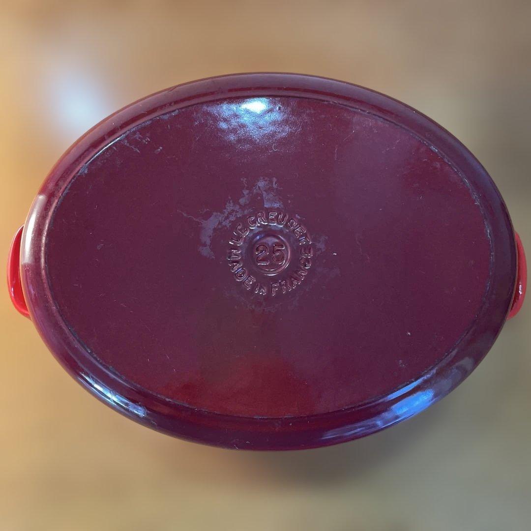 ル・クルーゼ ２５ オーバル