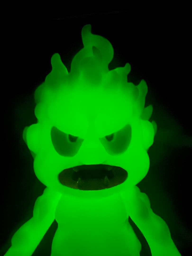 ChillToys 煙の妖怪 煙童 蓄光 新品未開封 ソフビ