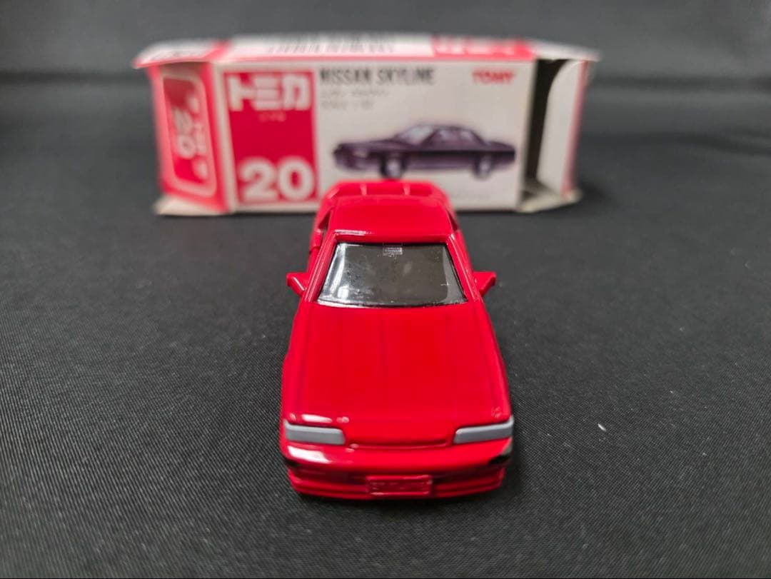 トミカ赤箱20ニッサンスカイライン(日本製)