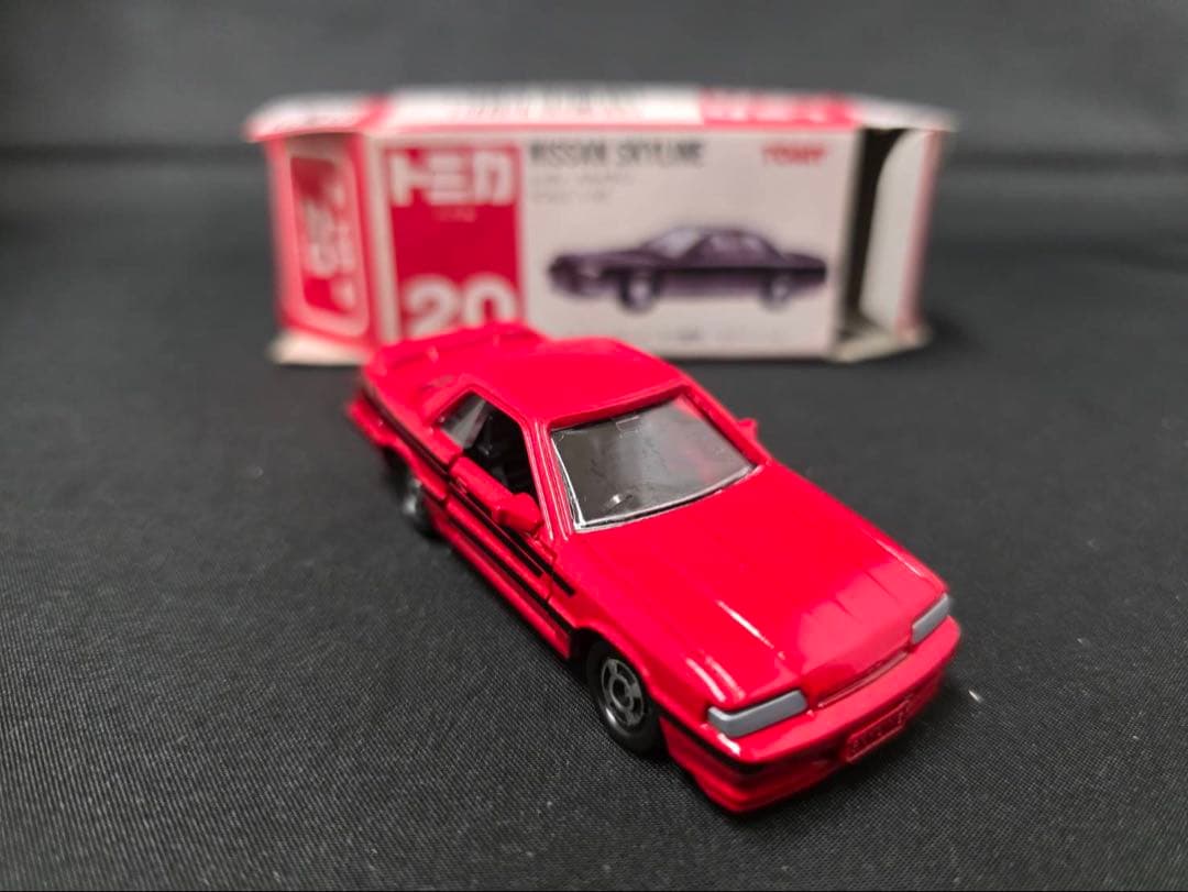 トミカ赤箱20ニッサンスカイライン(日本製)