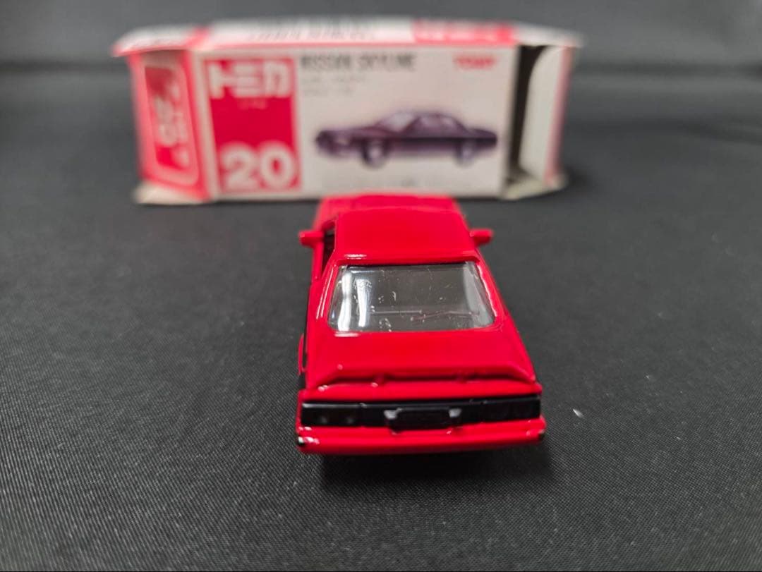 トミカ赤箱20ニッサンスカイライン(日本製)