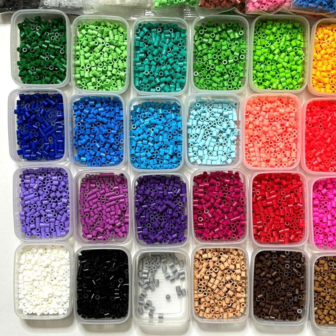 パーラービーズ 大量 まとめ売り 未開封多数 アイロンビーズ プレート