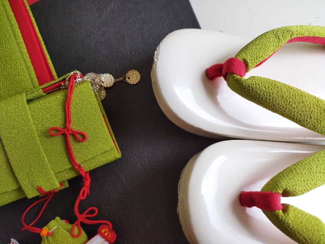 専用です☆上級品☆抹茶　縮緬　刺繍　作り帯と筥迫セット