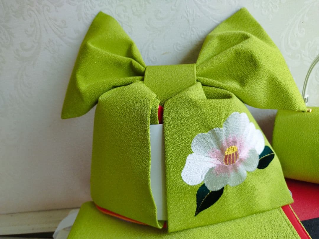 専用です☆上級品☆抹茶　縮緬　刺繍　作り帯と筥迫セット