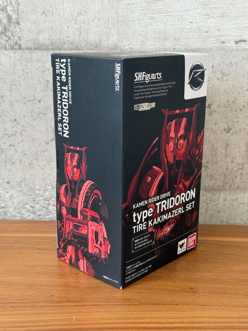 S.H.フィギュアーツ　仮面ライダードライブ　タイプトライドロン　タイヤセット