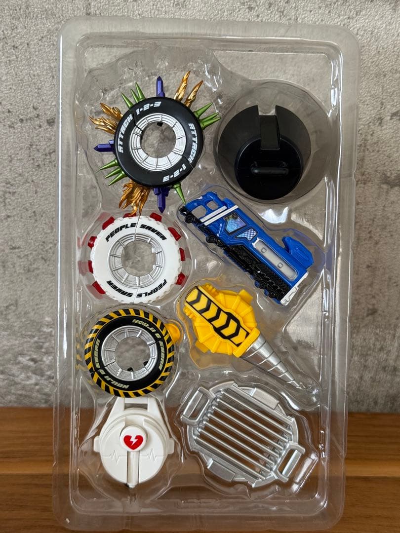 S.H.フィギュアーツ　仮面ライダードライブ　タイプトライドロン　タイヤセット