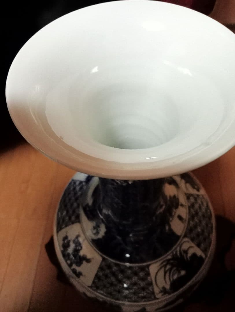 大清康熙年製在銘　四君子(蘭・竹・菊・梅)と5匹の虎　中国陶器花瓶壺