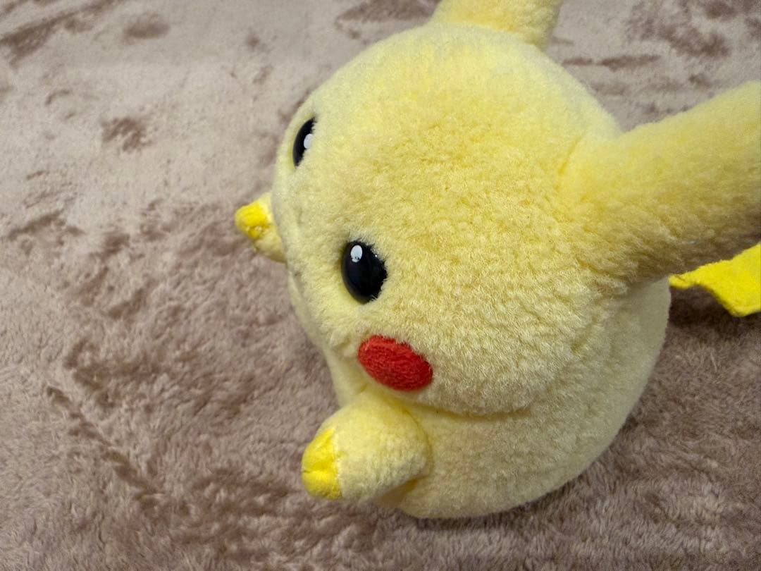 TOMY製 初期ピカチュウぬいぐるみ