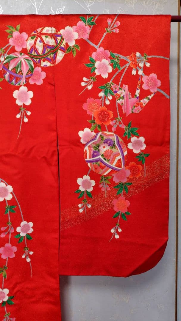 RK550子供着物7歳前後用着丈132センチ裄丈57センチ正絹綺麗美品