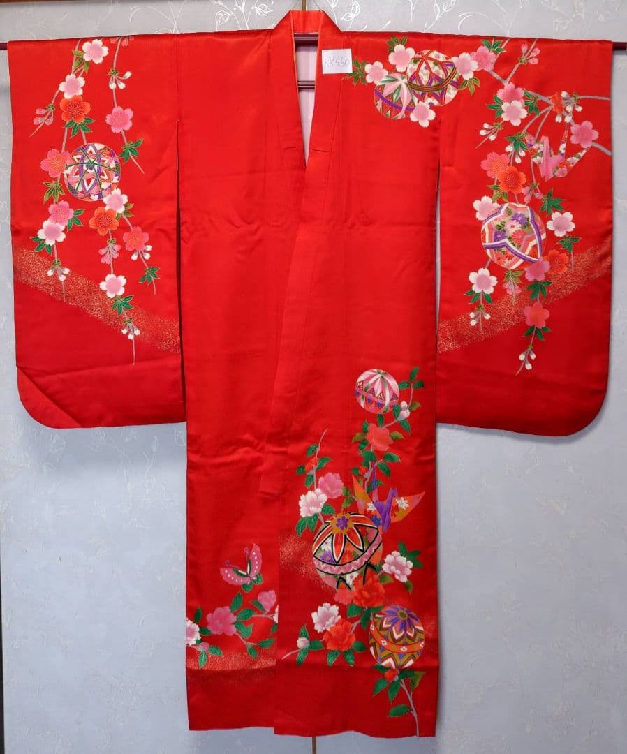 RK550子供着物7歳前後用着丈132センチ裄丈57センチ正絹綺麗美品