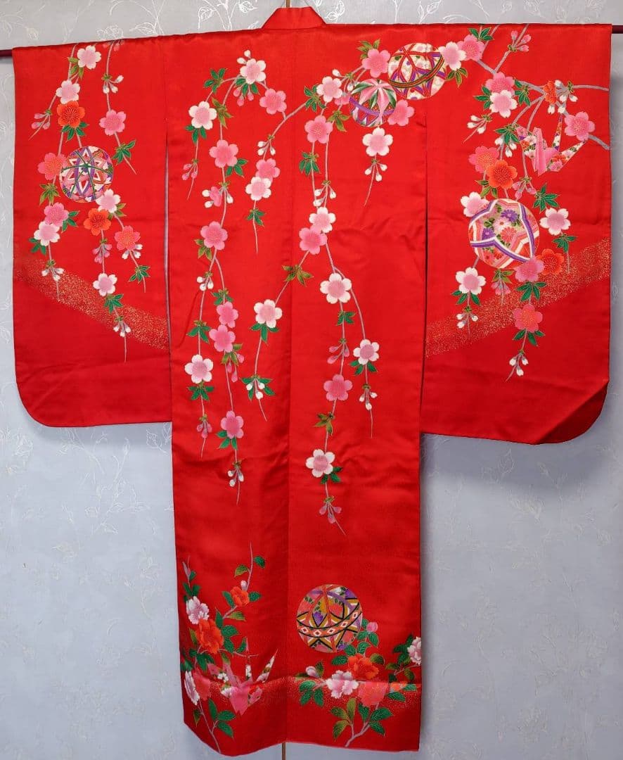 RK550子供着物7歳前後用着丈132センチ裄丈57センチ正絹綺麗美品