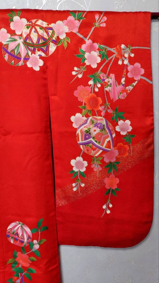 RK550子供着物7歳前後用着丈132センチ裄丈57センチ正絹綺麗美品