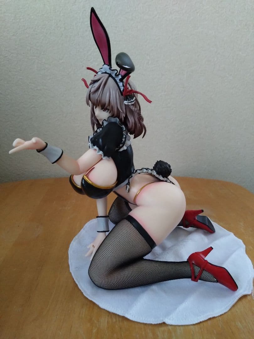 美少女フィギュア　バニーガールヴァージョン