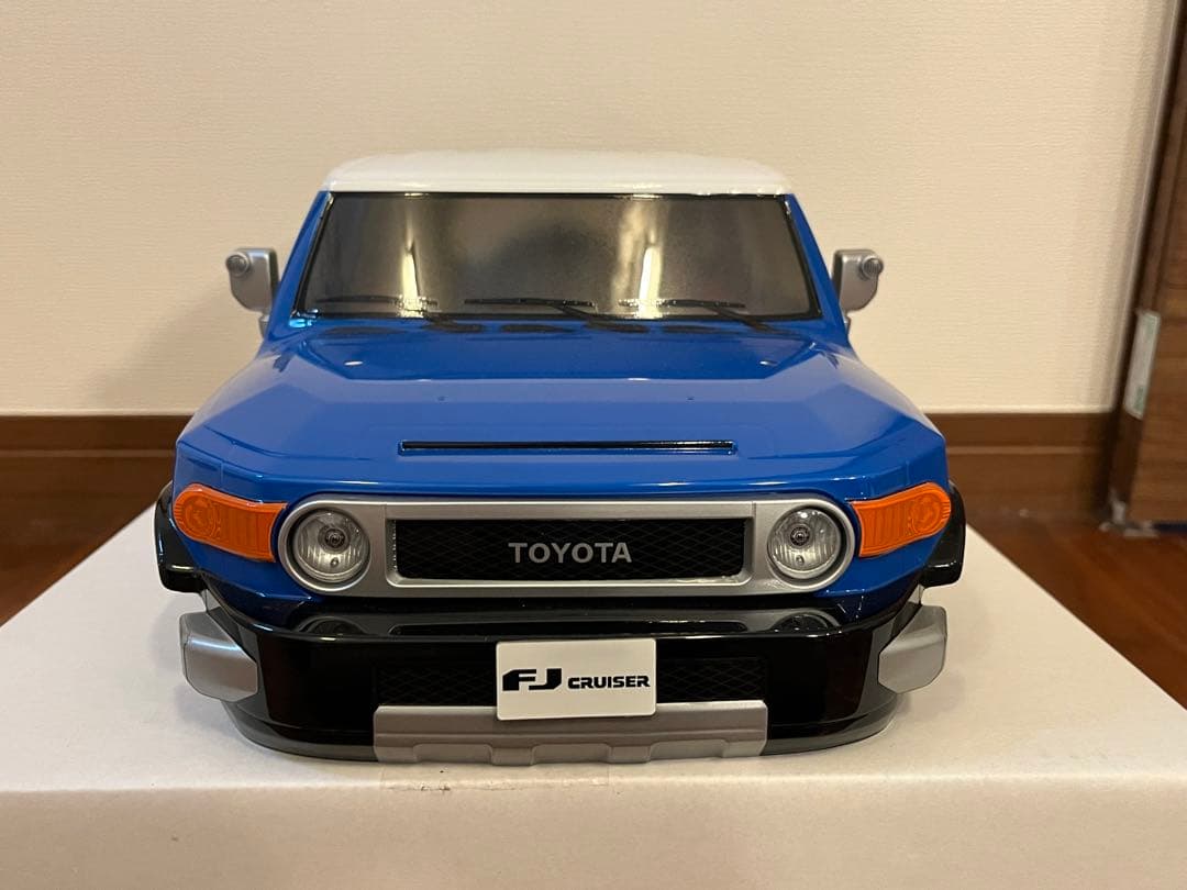 TOYOTA FJ CRUISER ラジコン1/10 TAMIYA CC-01