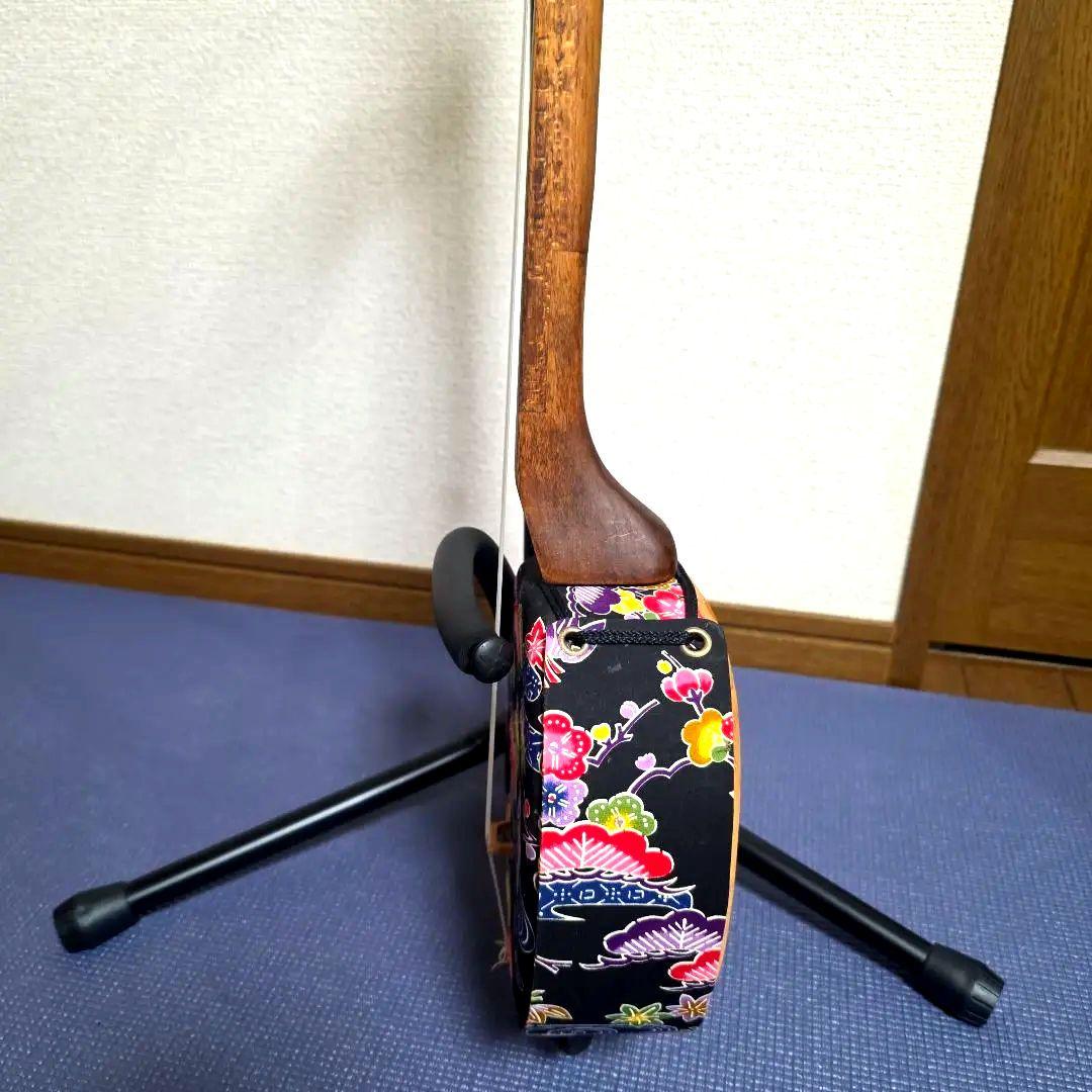 489】ASOVIVA アソビバ 沖縄 三線 弦楽器 和楽器 ウッド三線 - メルカリ