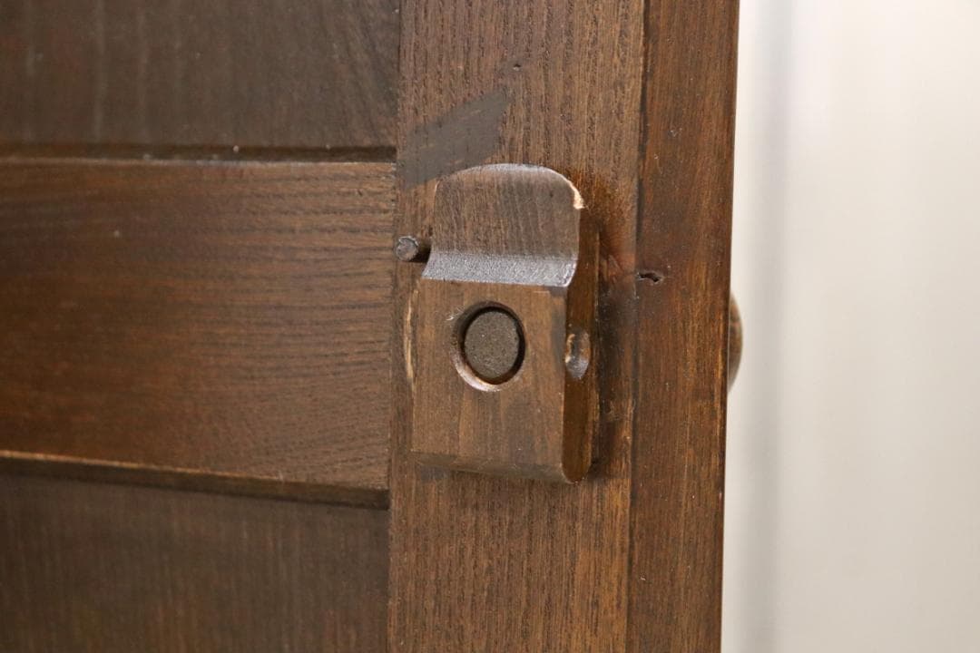 アーコール 英国 ヴィンテージ エルム材 クラシカル コーナーキャビネット