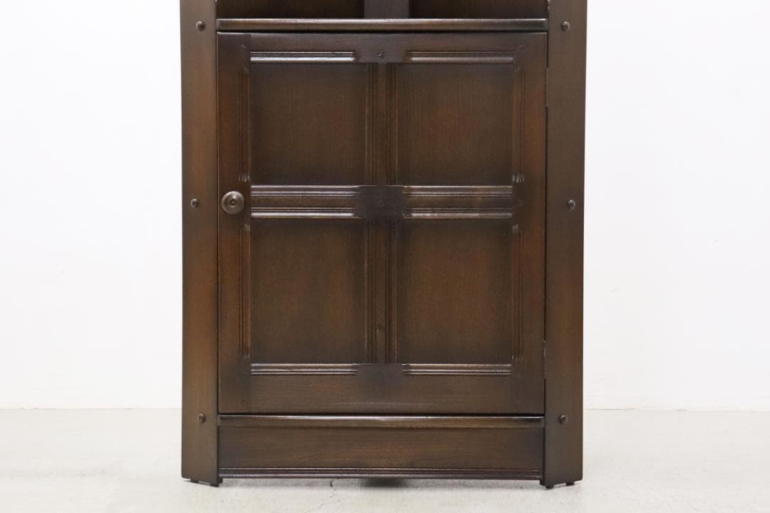 アーコール 英国 ヴィンテージ エルム材 クラシカル コーナーキャビネット