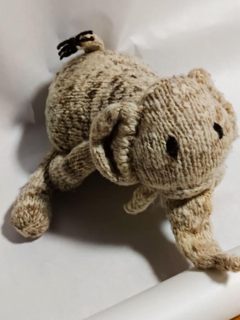 kenana knittrsウールのあみぐるみ猿と象さん