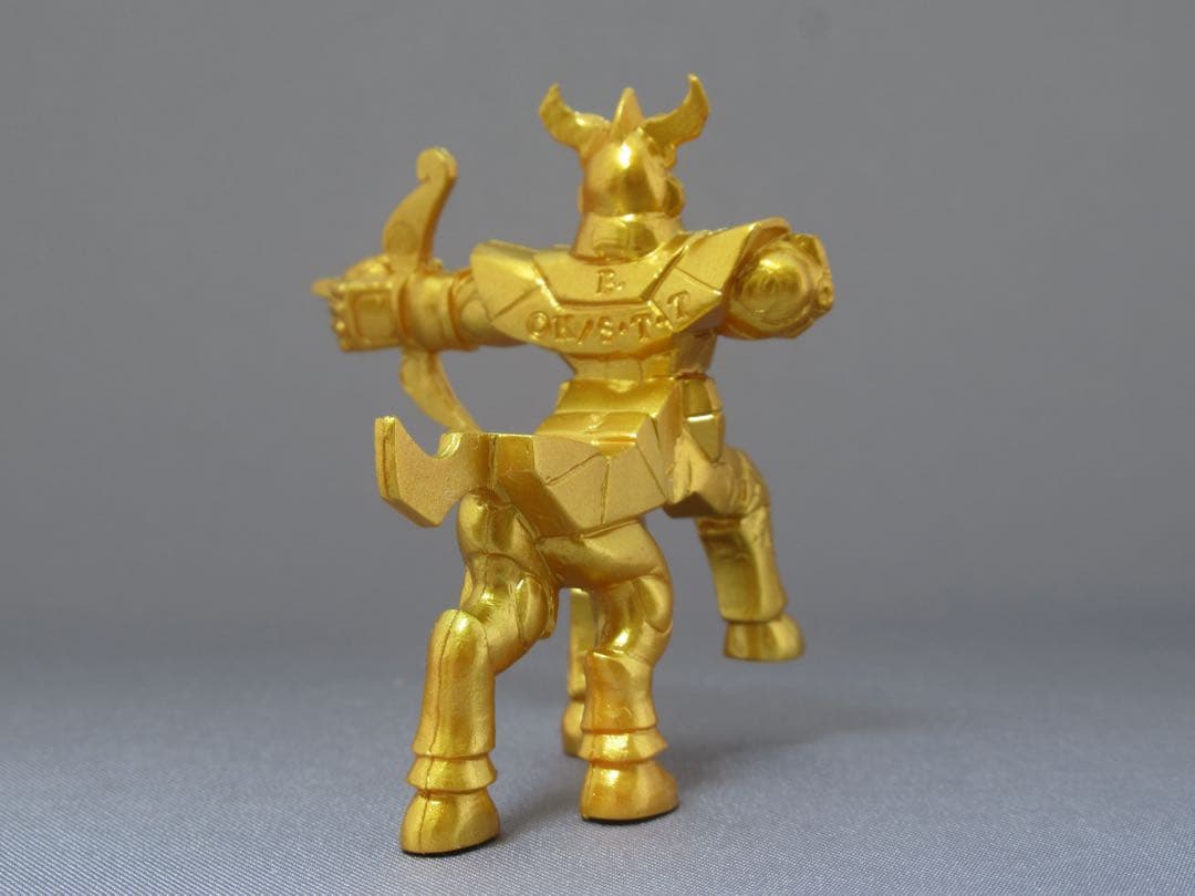 聖闘士星矢　消し　暗黒フェニックス　射手座の黄金聖衣