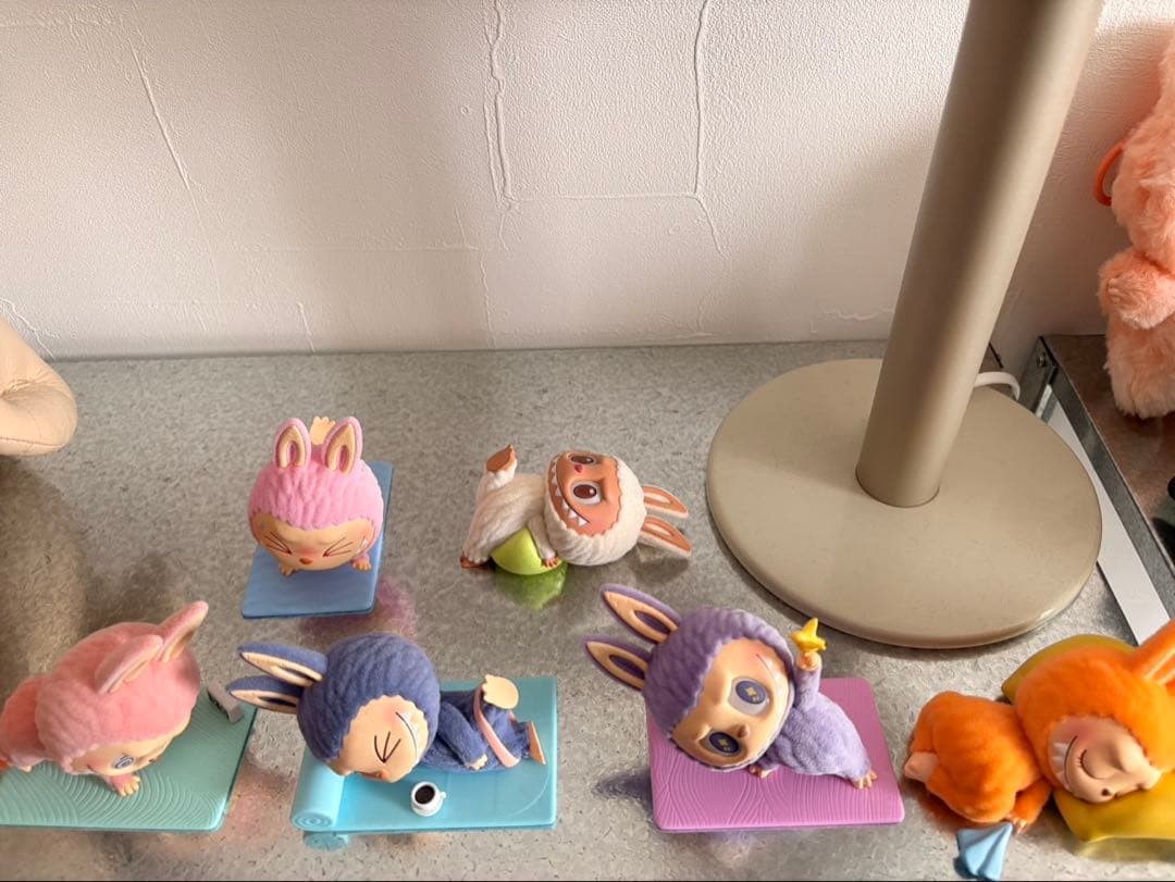 POPMART フィギュア　ラブブ、モリー等