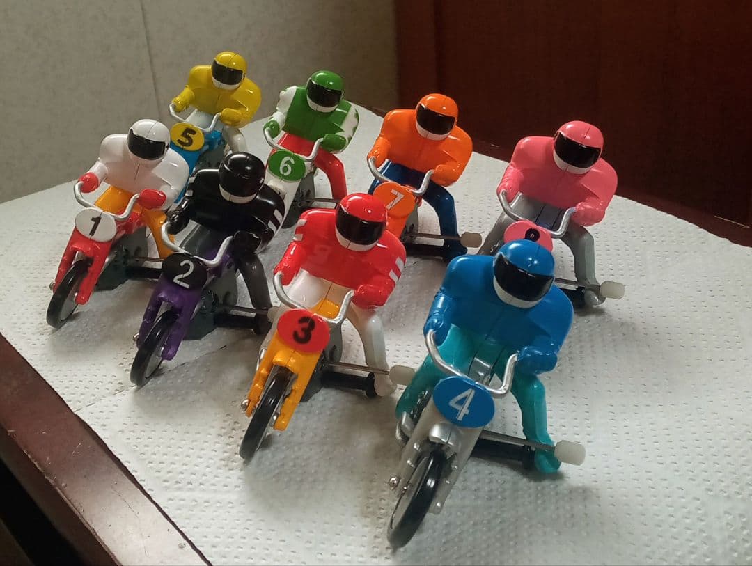 オートレース フィギュア おもちゃ レトロ 1号車~8号車 未使用品