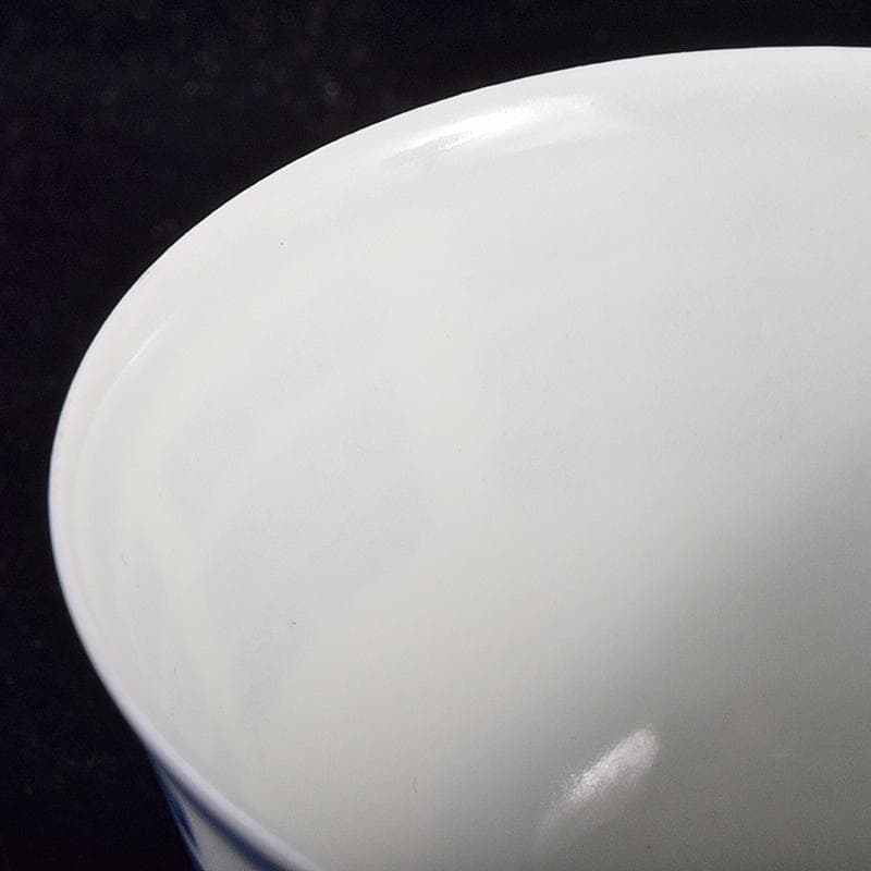 中国 大明成化年製 青花波文盃 C 7807E - メルカリ