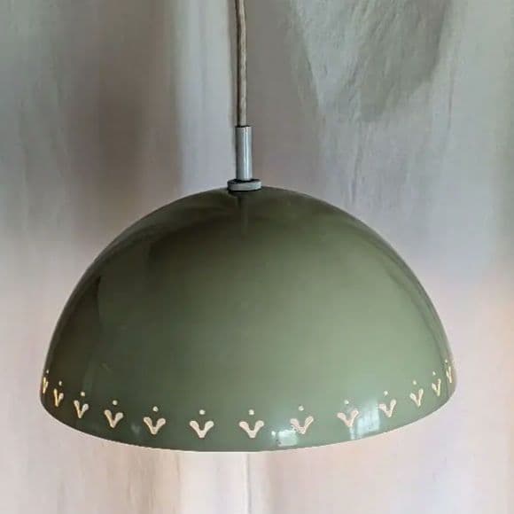 【北欧】【昭和レトロ】タマゴ色のレトロペンダントライト