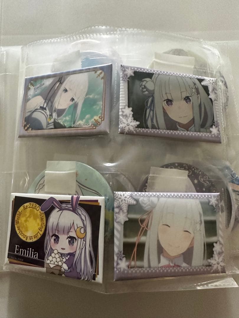 エミリア　缶バッジ79点