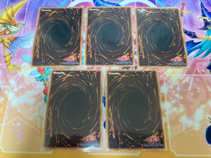 遊戯王 ブルーアイズホワイトドラゴン　レッドアイズブラックドラゴン　御三家