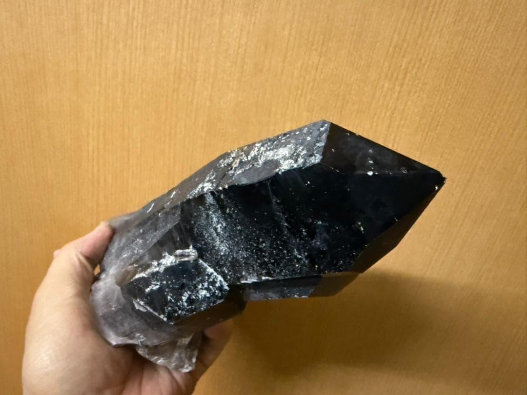 黒水晶　モリオン　原石　1493ｇ