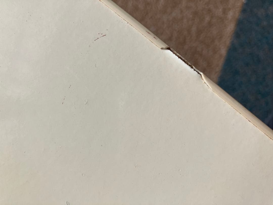 レトロテーブル