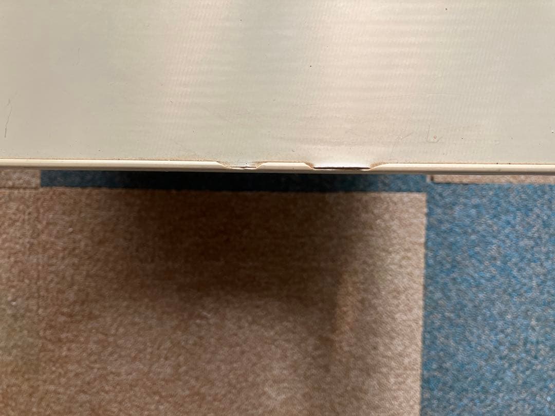 レトロテーブル