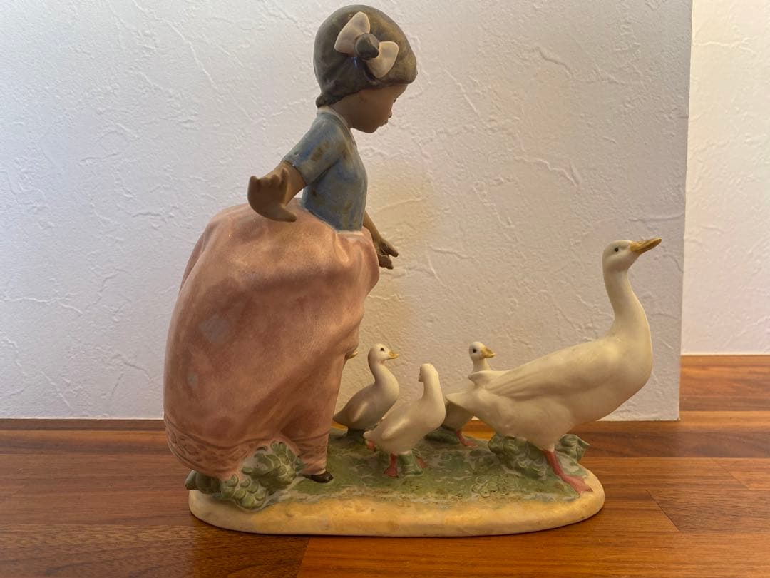 レア　リヤドロ No.2306 HURRY NOW 陶器人形　フィギュリン