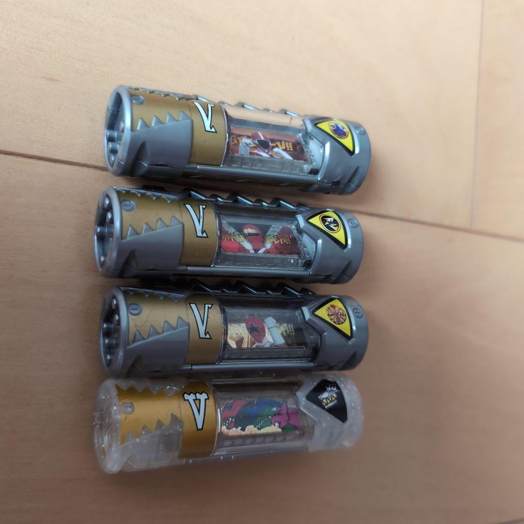 キョウリュウジャー】獣電池セット - メルカリ