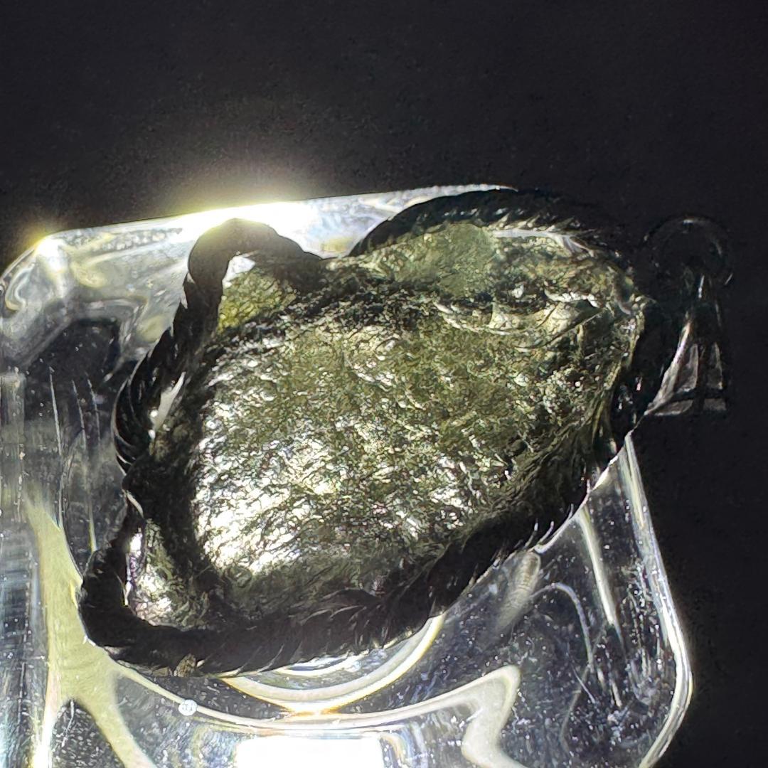 大人気の希少テクタイト◇モルダバイト◇ペンダントトップ　4.1g