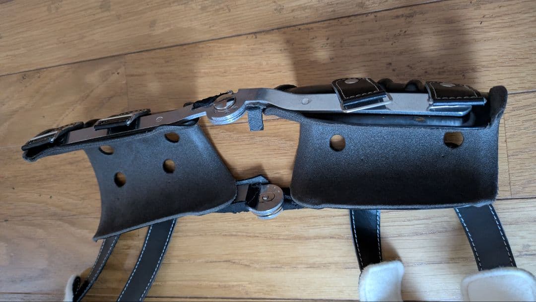 肘 脱臼防止装具（肘ブレース）