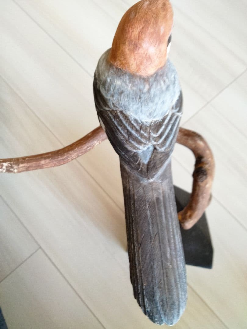 モズのバードカービング