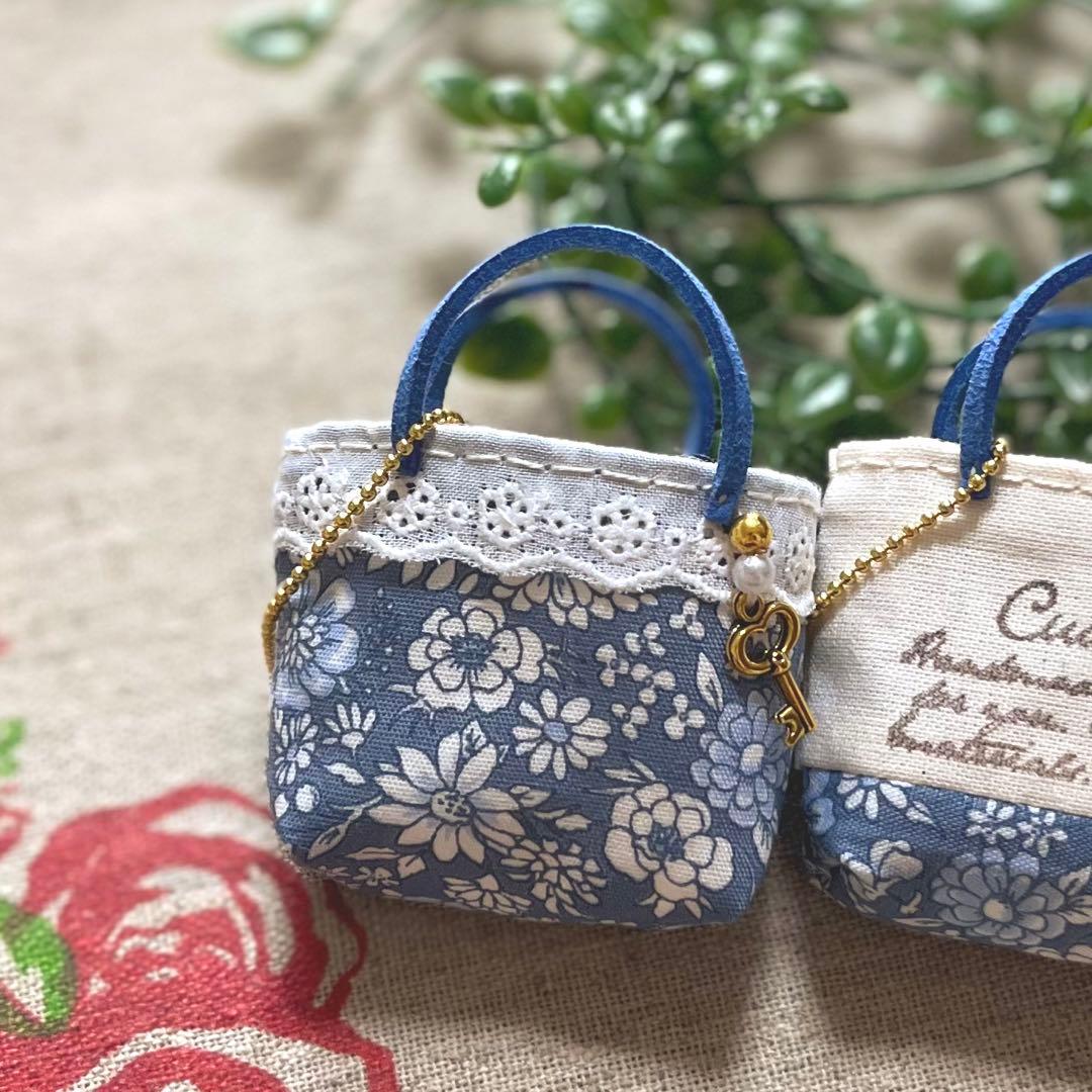 No.2306-32  ミニチュアトートサシェ 香り袋 2個組  紺藤  小花柄
