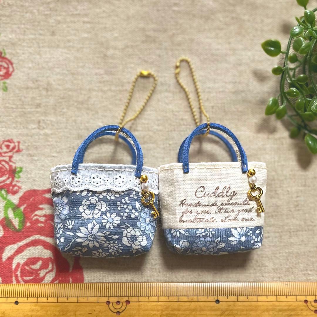 No.2306-32  ミニチュアトートサシェ 香り袋 2個組  紺藤  小花柄
