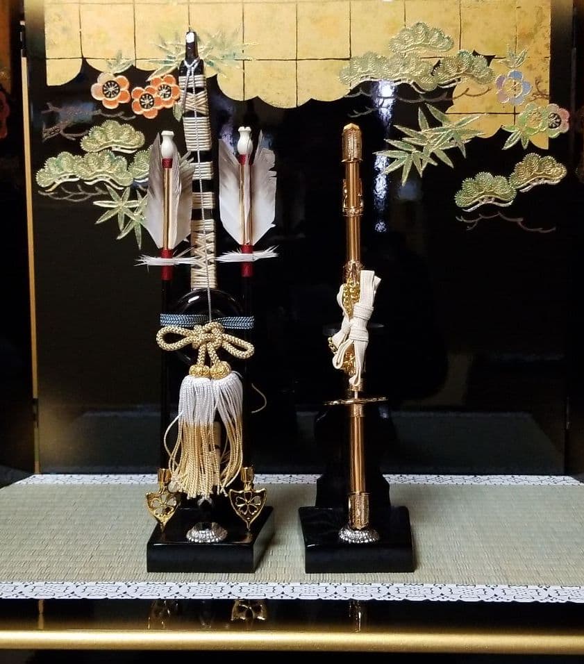 五月人形　台と屏風と弓太刀セット