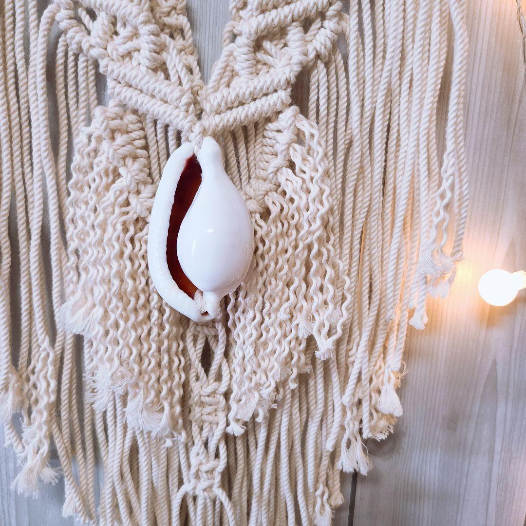 [20%offNO]72 ウミウサギのマクラメタペストリー