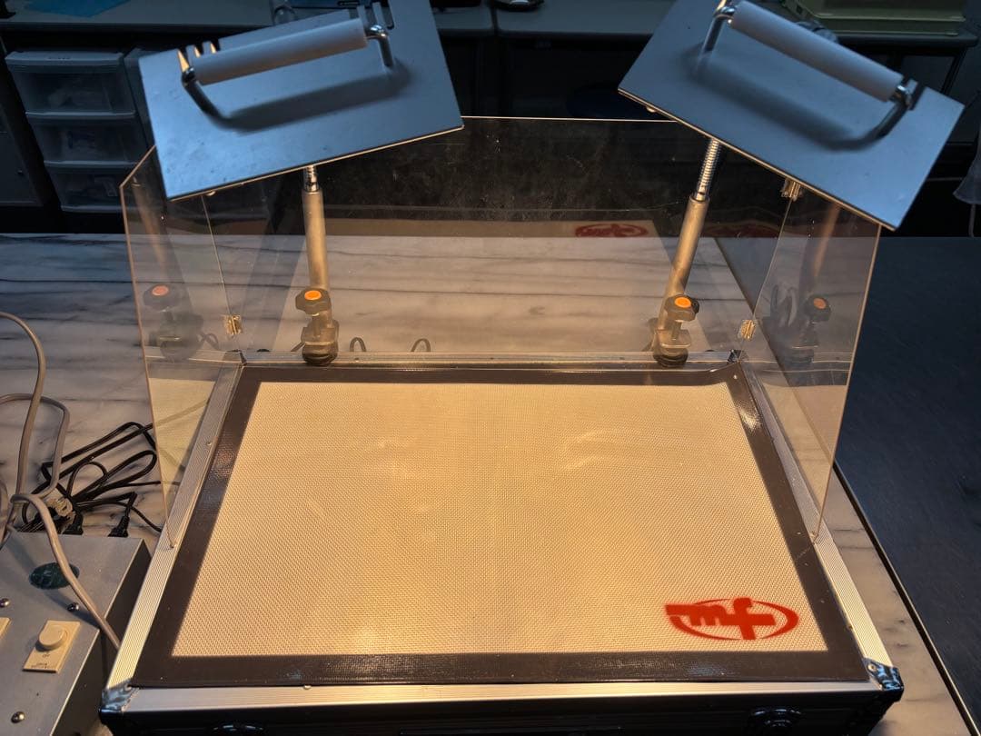 [飴ランプ アメランプ]2灯式(風防ガード付き)　収納アタッシュケース付き