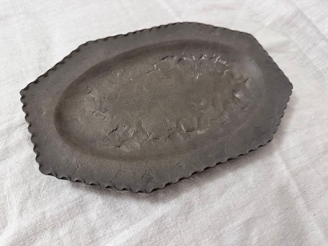 吉田次朗　オーバル八角皿