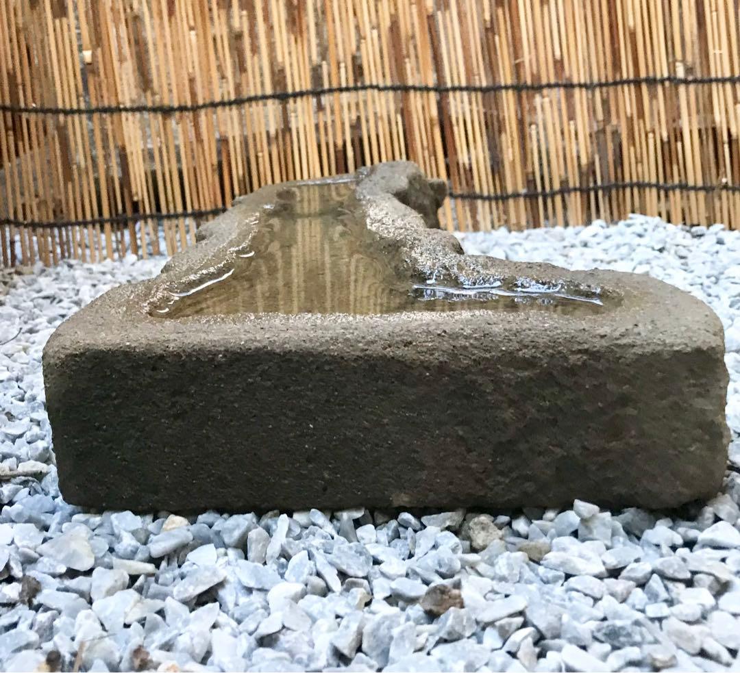 【天然石・石鉢・盆石・水鉢・コケ鉢】石付石岩松岩ヒバ寄せ植え鉢庭石オブジェ置物