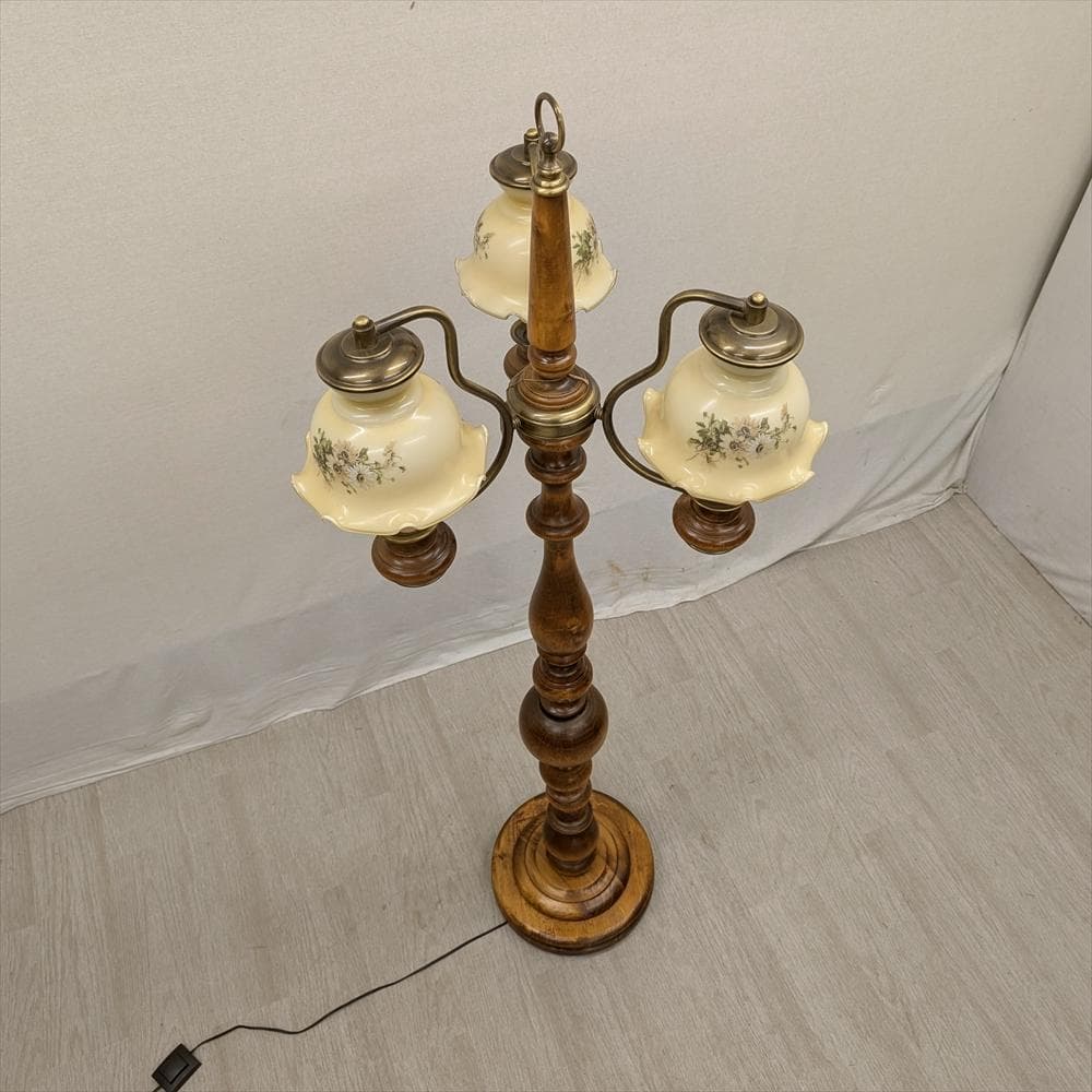 展示品　イタリア製　フロアスタンド　フロアライト　スタンド照明　ガラスシェード