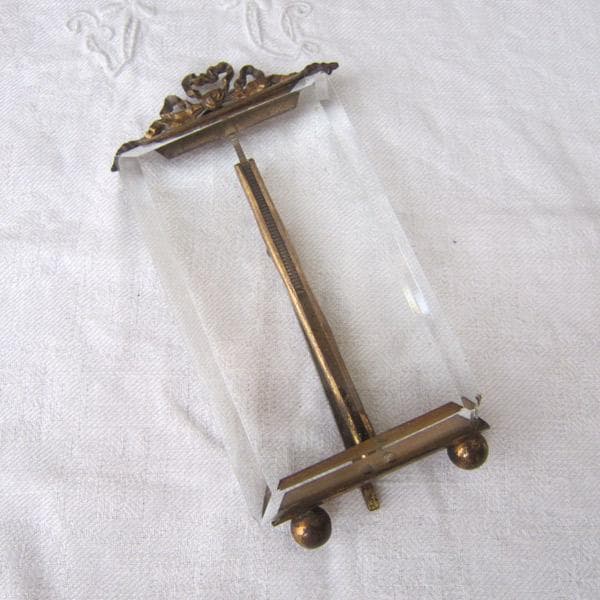 真鍮リボン ガラスフォトスタンド フランスアンティーク