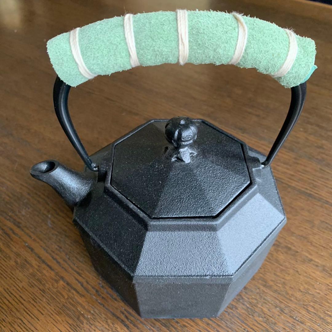 南部鉄器 盛栄堂　( 及源　/ OIGEN ) 鉄瓶　八角　0.8Ｌ