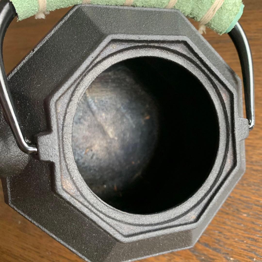 南部鉄器 盛栄堂　( 及源　/ OIGEN ) 鉄瓶　八角　0.8Ｌ