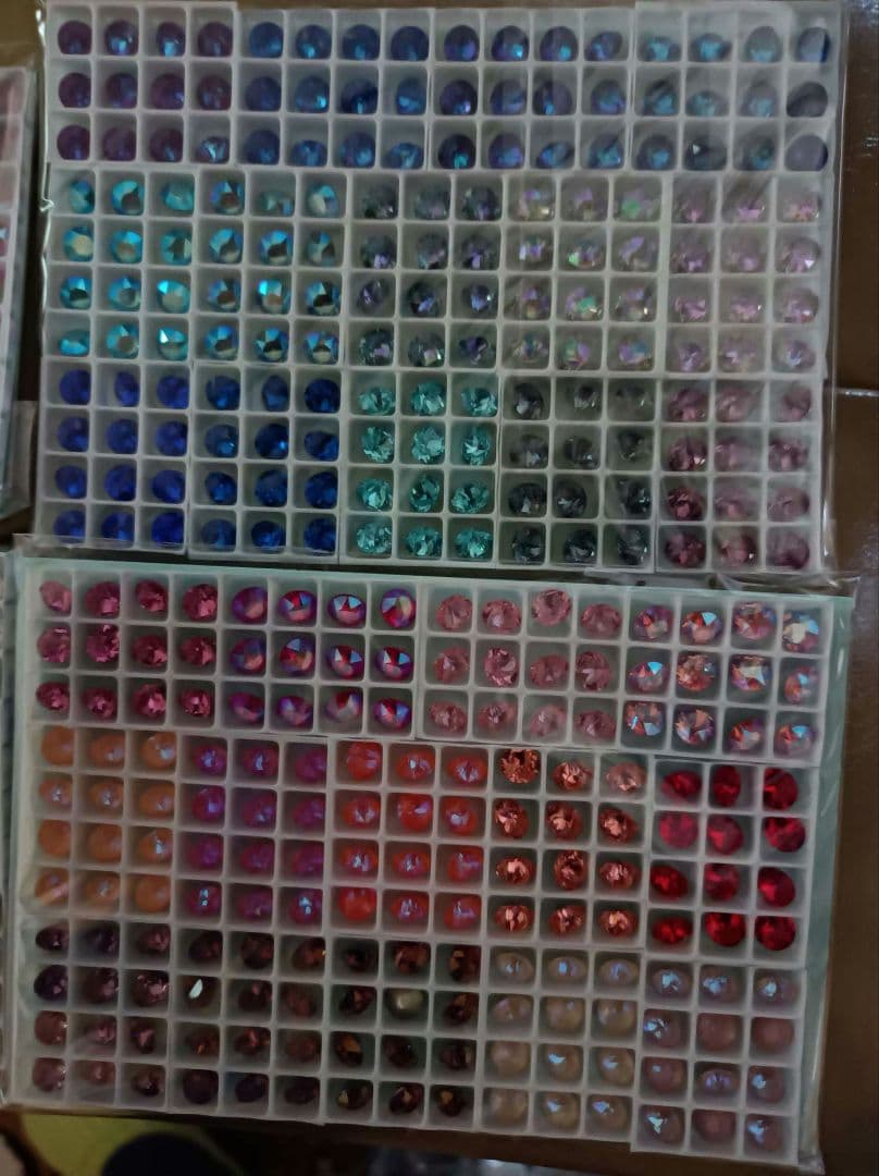 ✨️色百科辞典✨️３５，１６０円→３０，０００円！ スワロ１０８８全６４８色