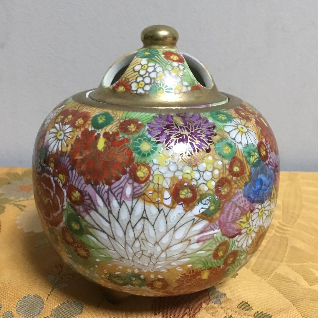 九谷焼　香炉　金彩花詰　木箱付き